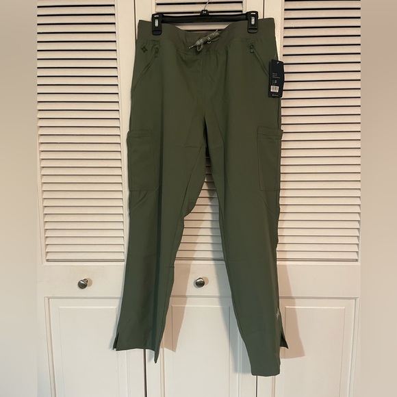 NWT Med Couture Insight Women's 4-Pocket Zipper Cargo Pocket Scrub Pants - Picture 7 of 11